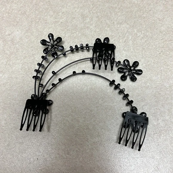 Green and Black Hair Comb - Picture 3 of 3